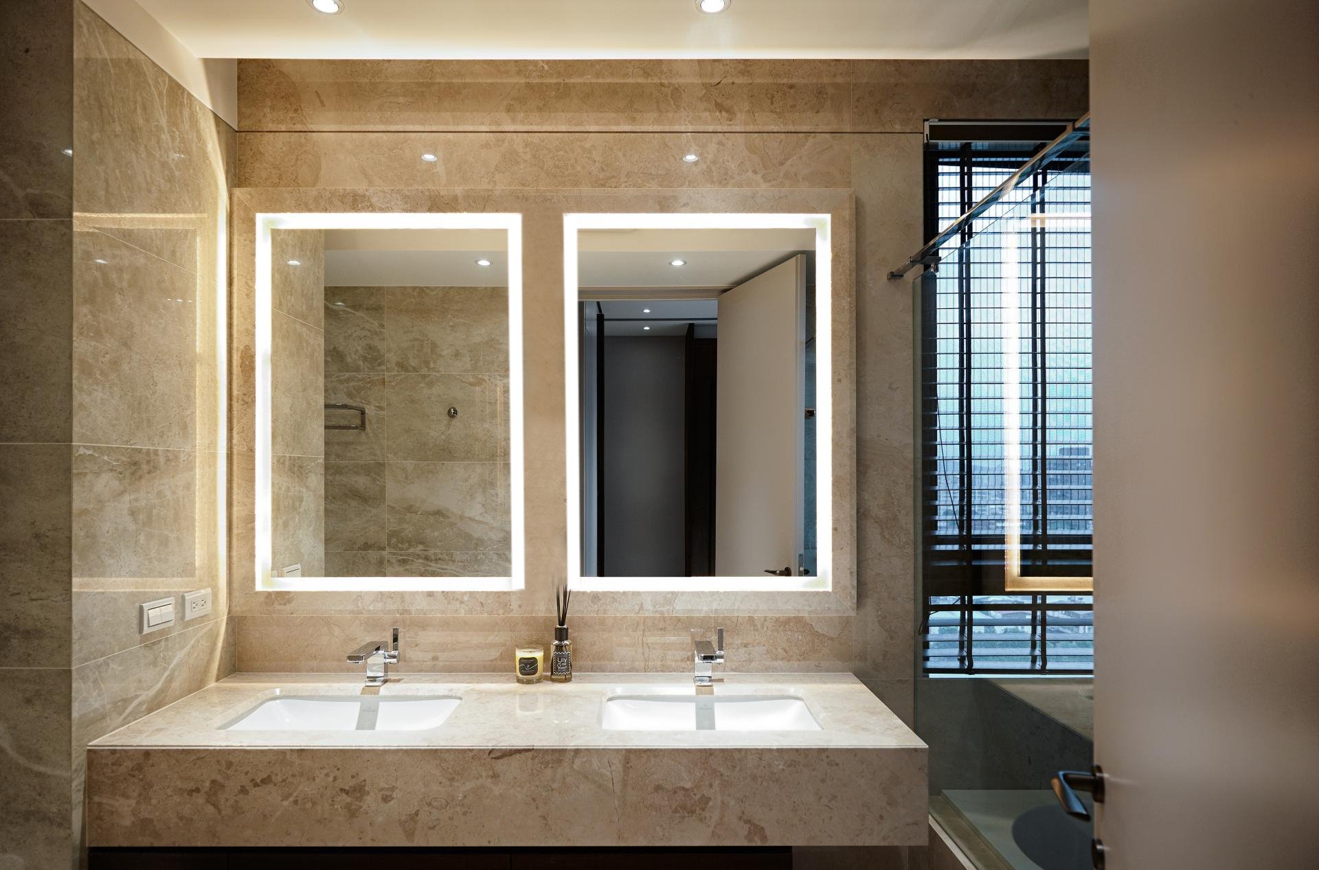 Amazon Com Hans Alice Led Wall Mounted Backlit Mirror Bathroom