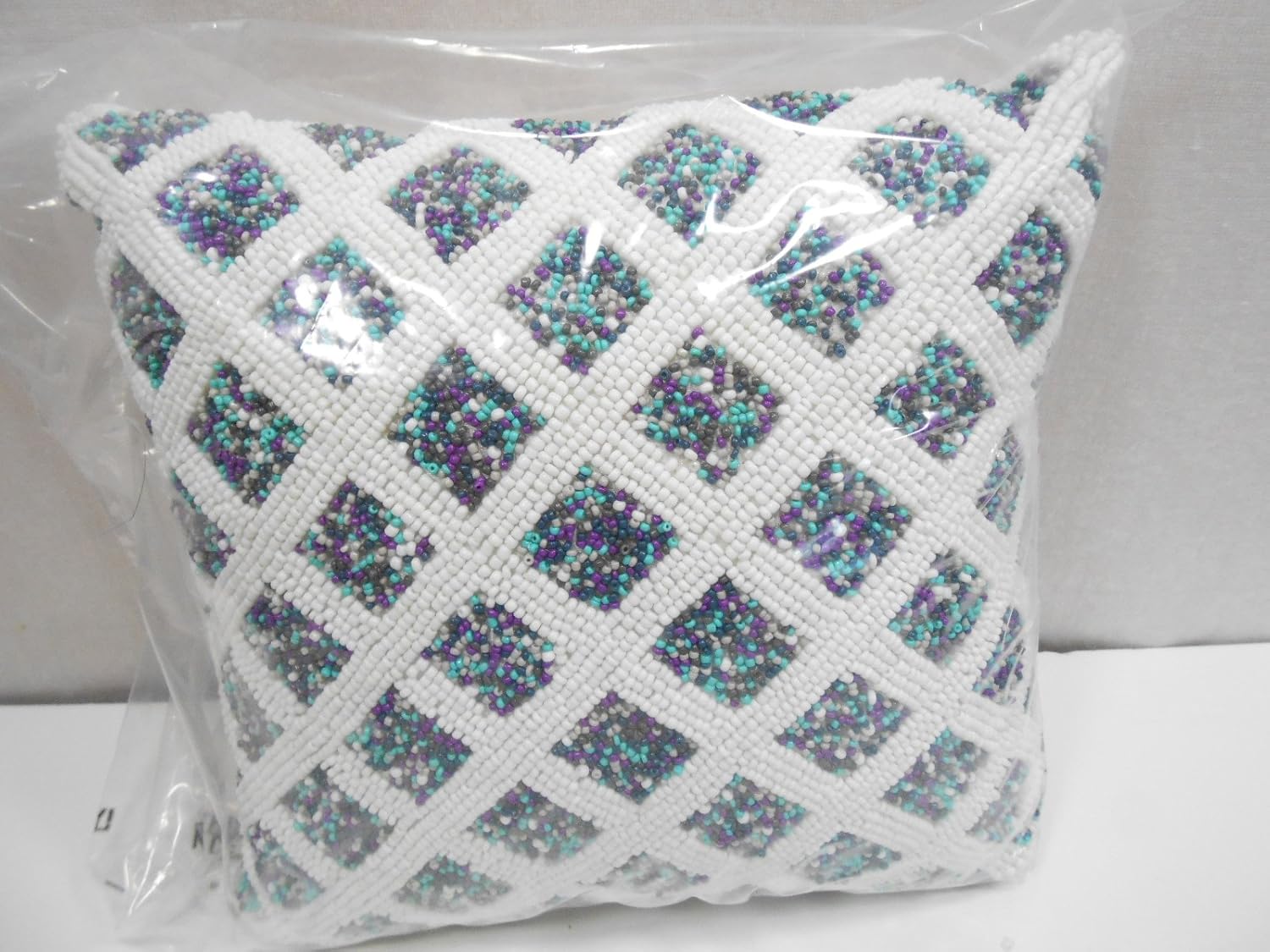 Tahari Home Beaded Decorative Throw Pillow Amazon Ca Home Kitchen