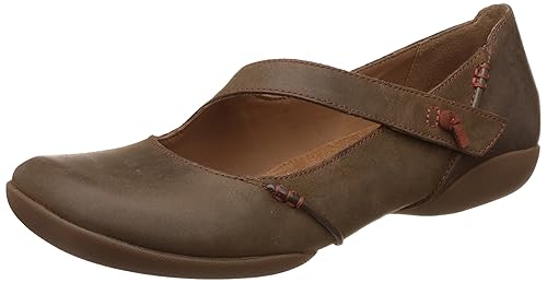 clarks plum