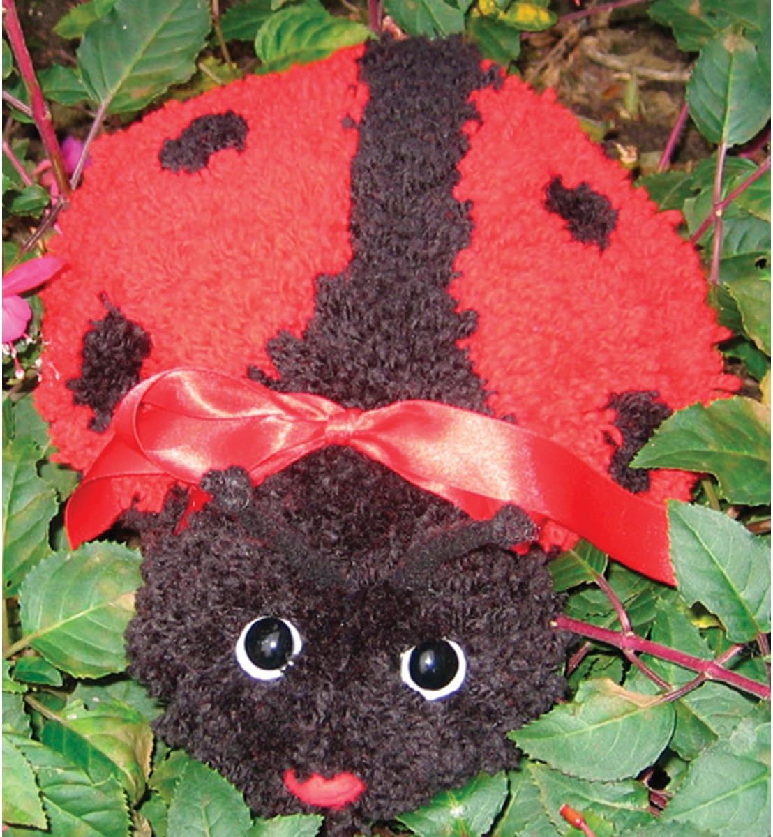 MCG Textiles Huggables Animal Ladybug Latch Hook Kit