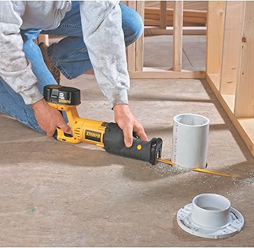 DEWALT DC385B Reciprocating Saws product image 5