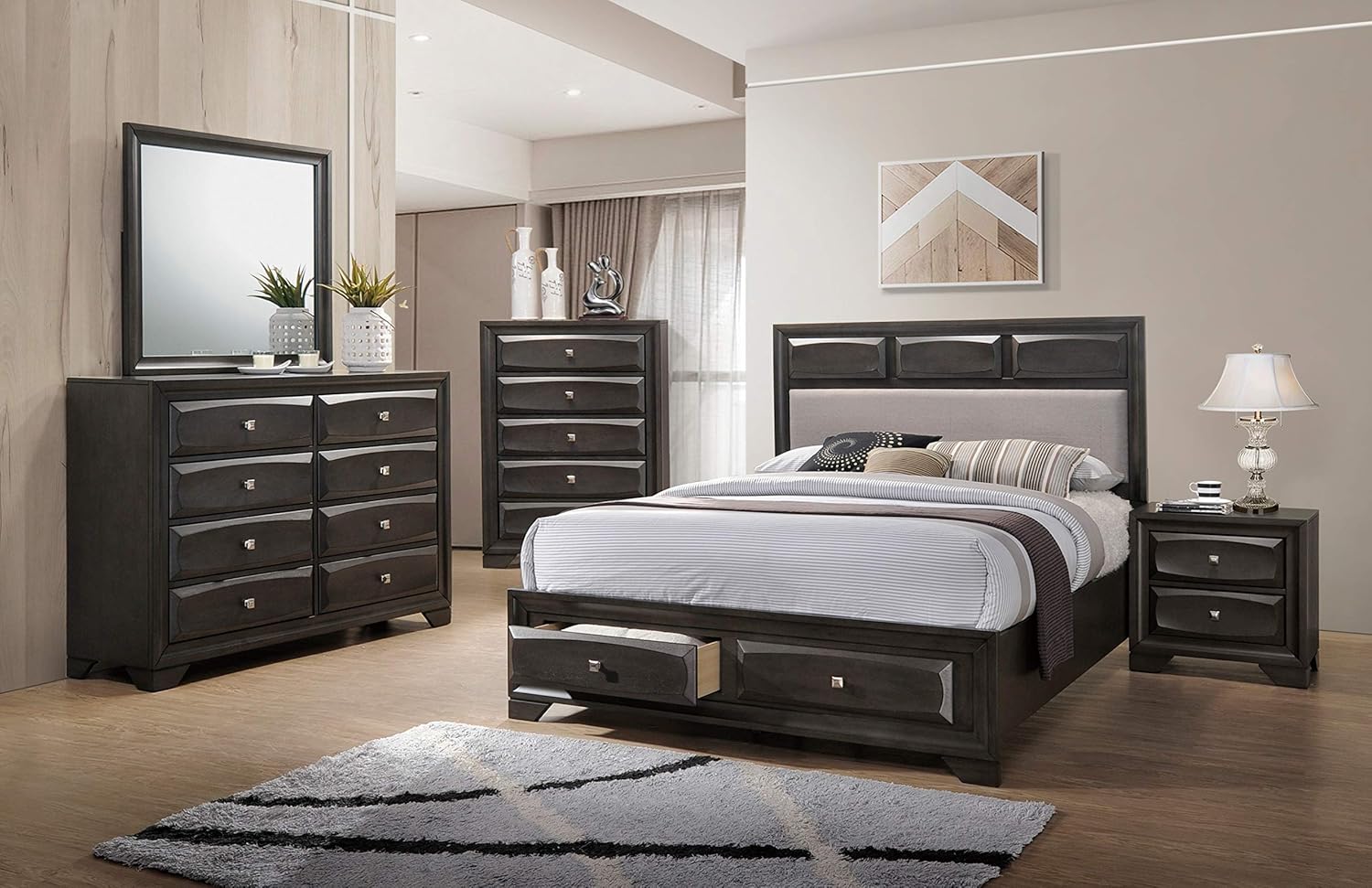 Amazon Com Esofastore Classic Modern Master Bedroom