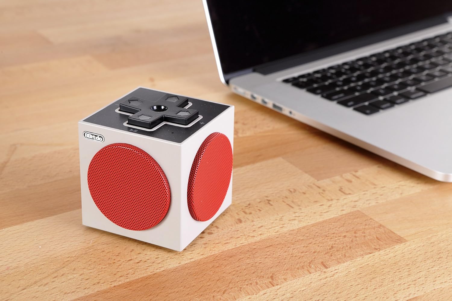 8bitdo cube speaker