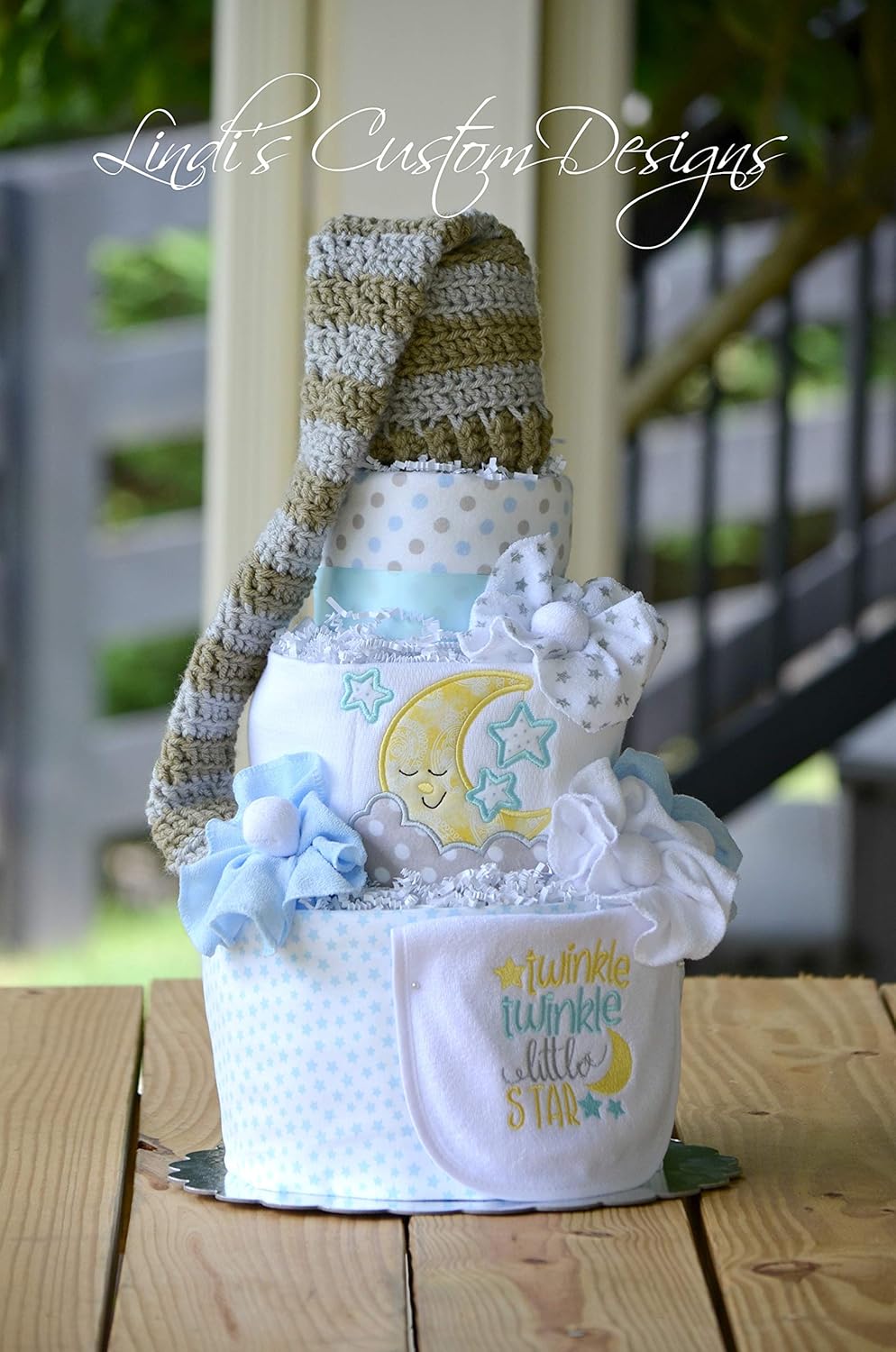 star diaper cake