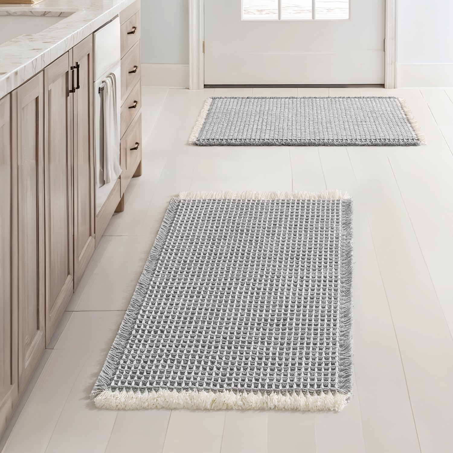 Photo 1 of ***LIKE NEW/OPEN BOX***
MIULEE Set of 2 Waffle Bathroom Rugs, Boho Bath Rugs Non Slip Washable, Super Absorbent Bath Mats, Ultra Soft Rubber Backed Shower Mats for Bathroom Floor, Tub, LightGrey & Cream, 17x24 Inch