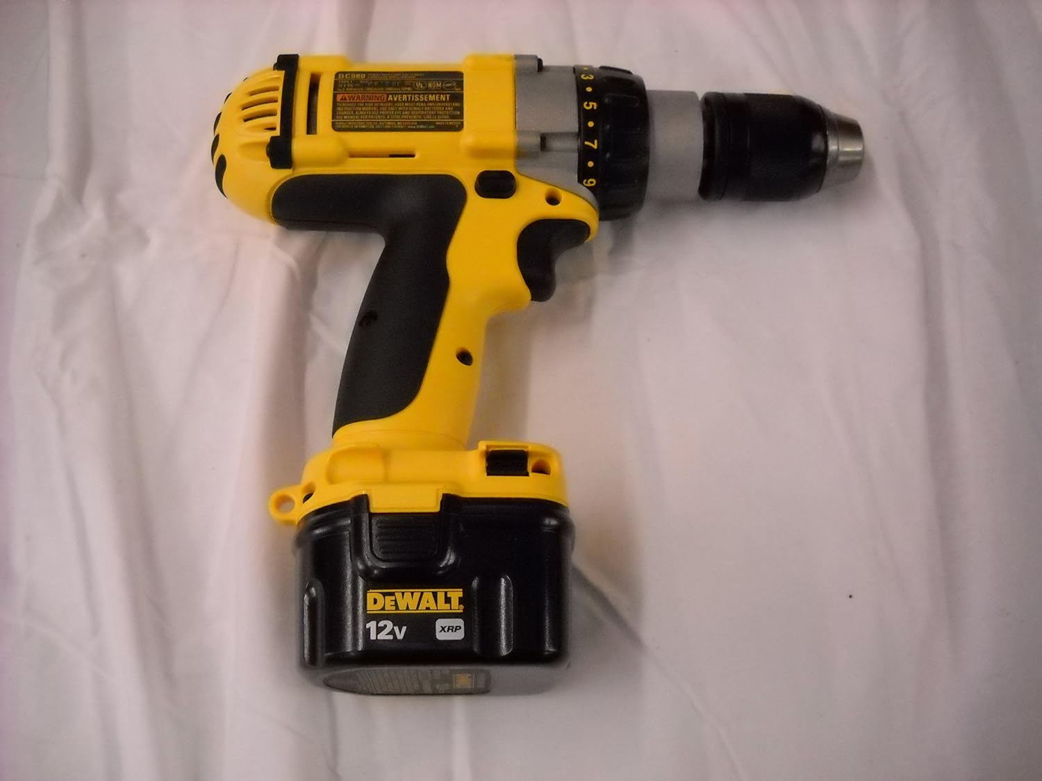 DRIVER 1//2/" KEYLESS CHUCK DEWALT DW980 12V DRILL USED XR BATTERY
