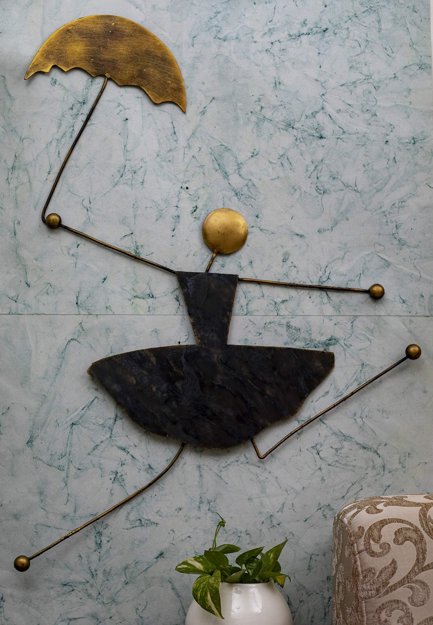 Malhar Handicraft Dancing Lady Metal Karri Wall Décor for Modern Home Decoration, Kitchen, Living Room and Drawing Room, 28 X 1 X 42 Inches
