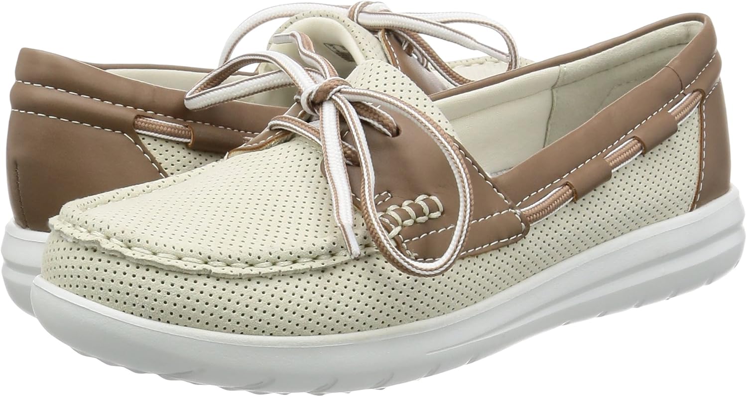 clarks cloudsteppers boat shoes