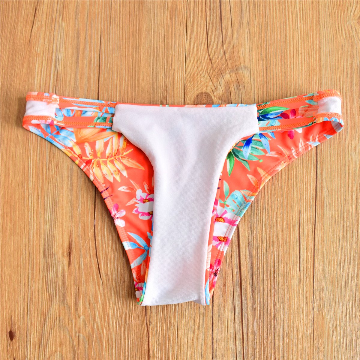 CUPLUM Floral Printing Swimwear Triangle Bikini For Women (S(US 2-4), RED/CB1704)