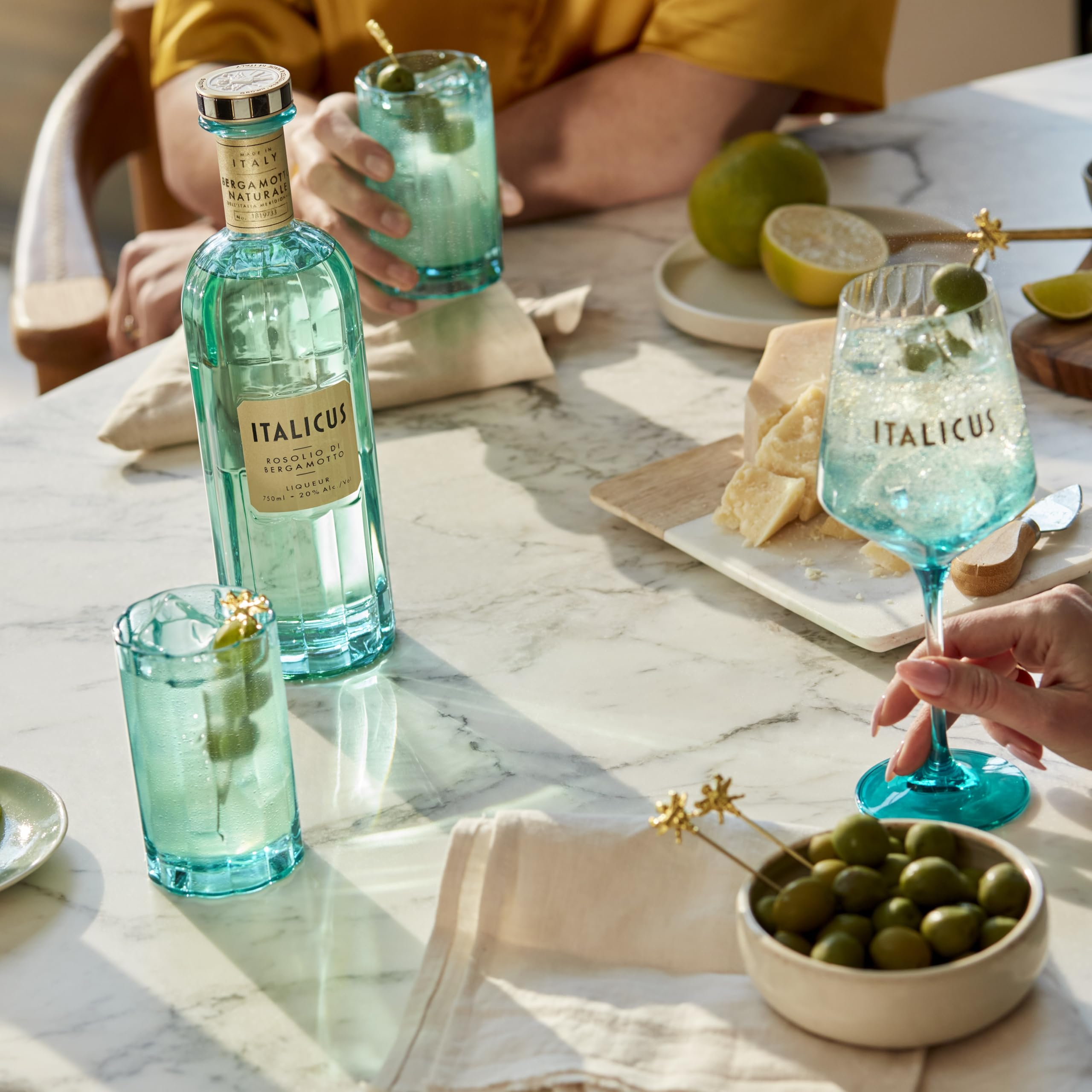 ITALICUS Rosolio Di Bergamotto, Likör mit Bergamotte, ideal als Aperitif oder Cocktail-Basis, 1 x 0,7 L 3