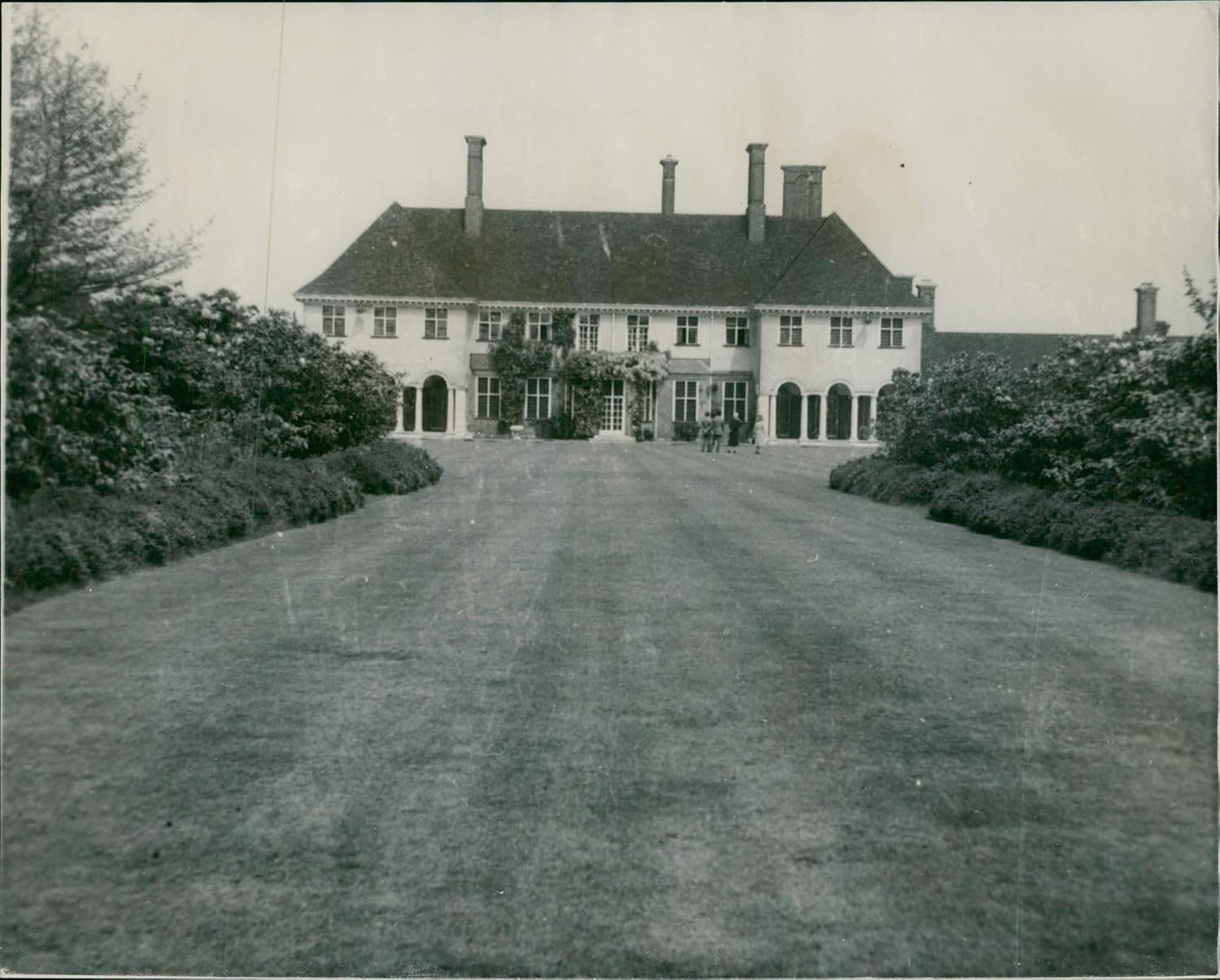 Vintage photo of Windlesham Moor Entertainment Collectibles