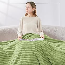 BEDELITE Sage Green Throw Blanket for Couch