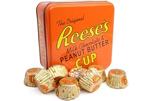 GALERIE Reese’s Peanut Butter Cups Nostalgic Mini Gift Box, Christmas Stocking Stuffers with 8 Individually Wrapped Pieces