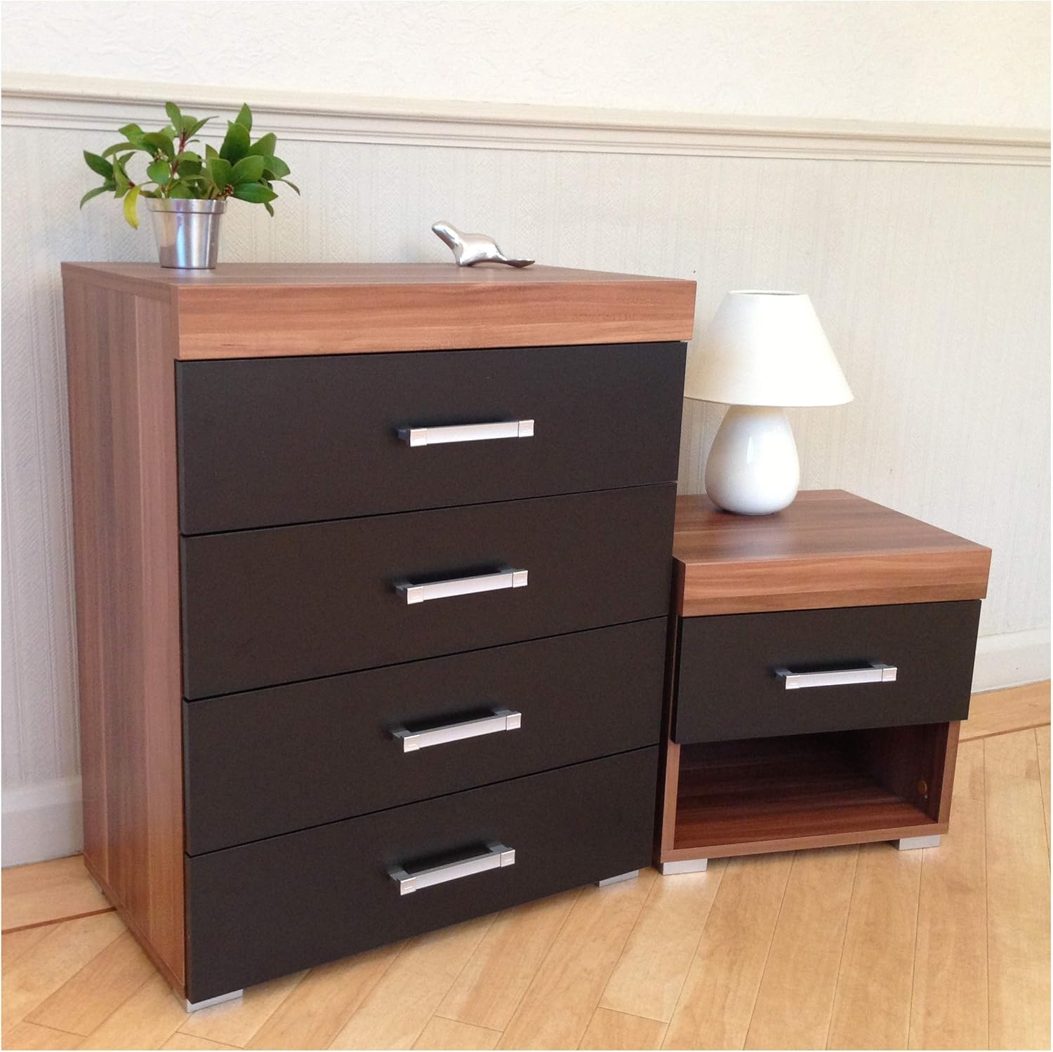 DRP Trading Pecho de 4 cajones y 1 cajón mesilla de Noche en Negro y