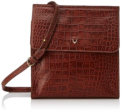 Isle Coco by Hidesign Womens Sling Bag (Tan)