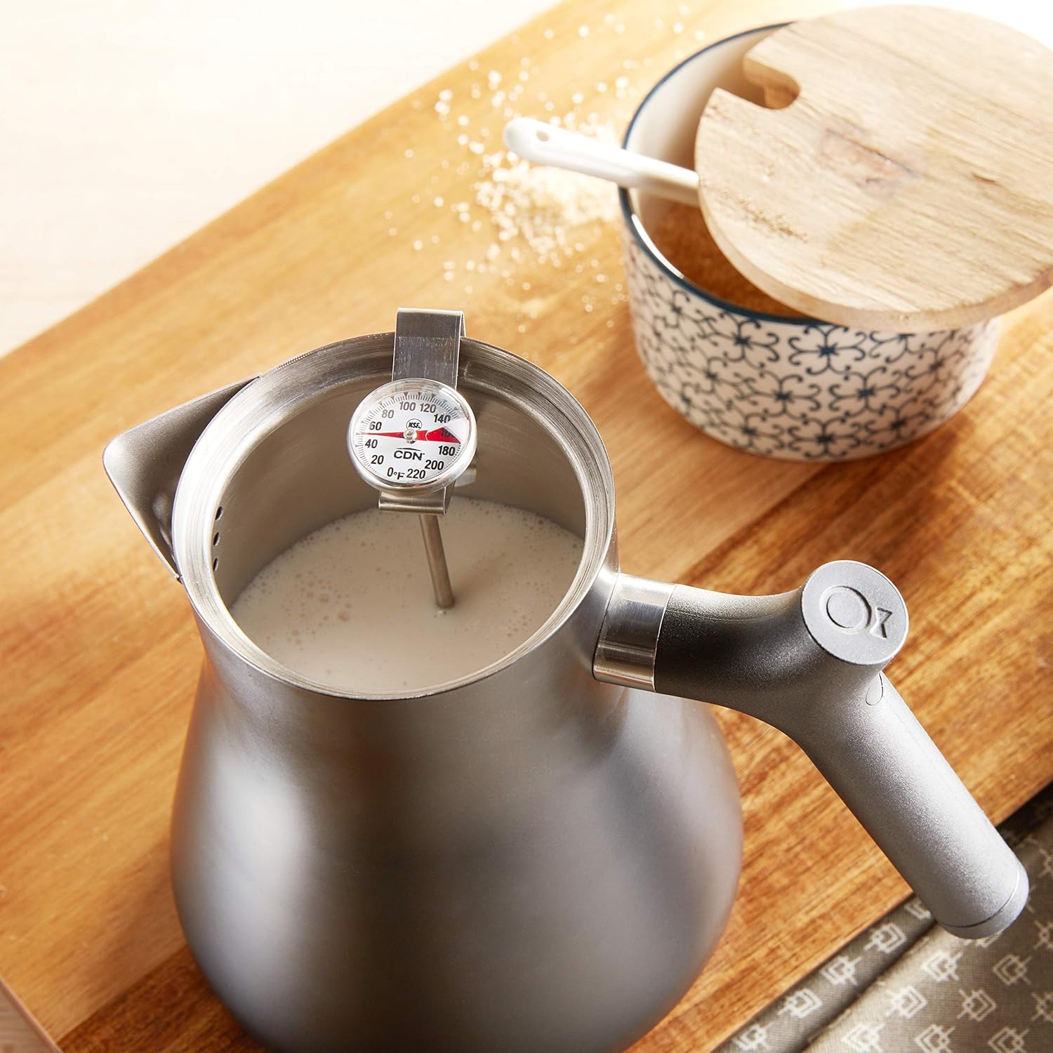 CDN IRB220-F ProAccurate Insta-Read Beverage and Frothing Thermometer, 5-inch stem: Espresso Steaming Pitchers: Kitchen & Dining