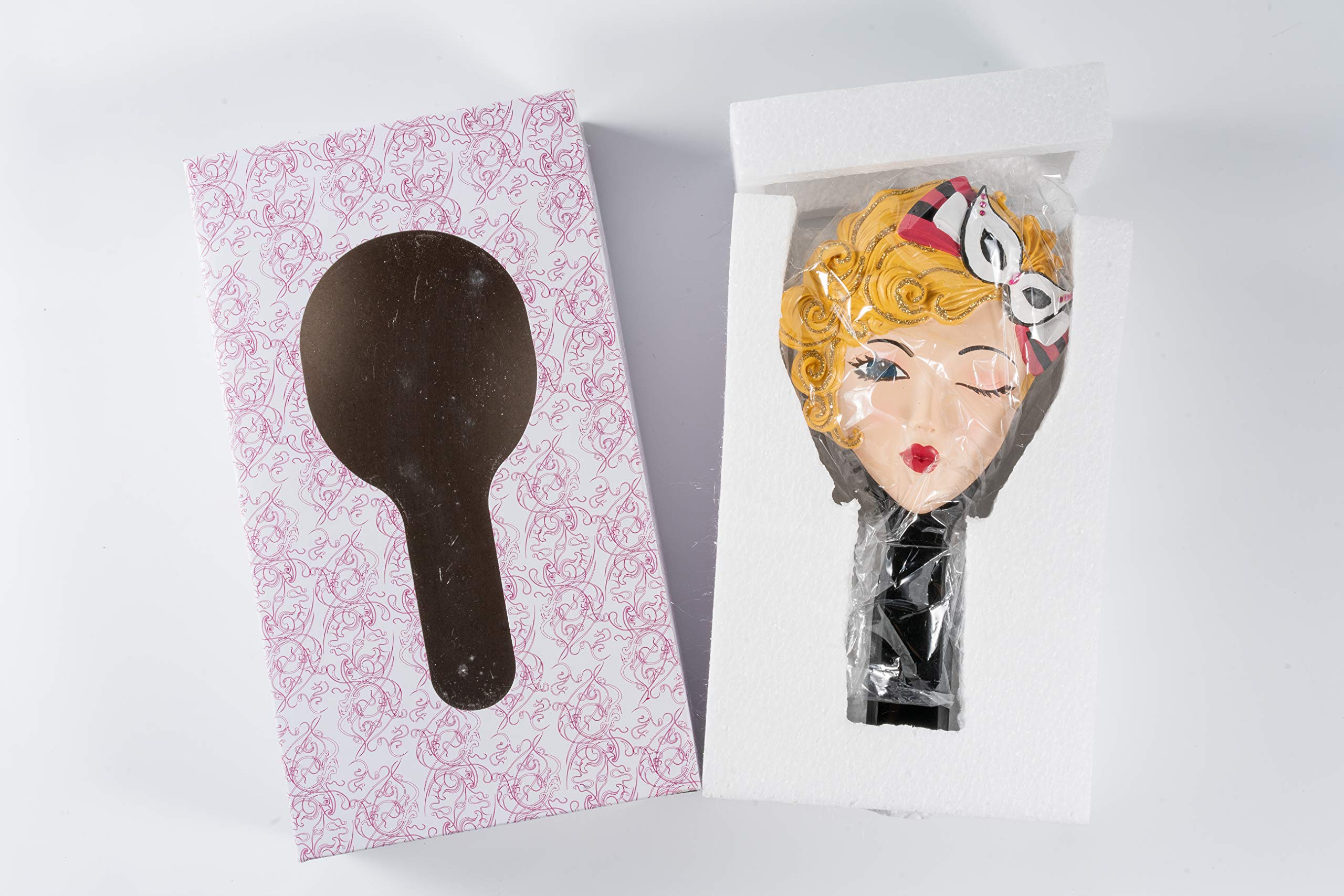 QThings Girl\'s Figurine Round Hair Brush: Fancy Round Women\'s Hard Bristled Hairbrush, Female in a Dress, Floppy Hat, Scarf and Purse