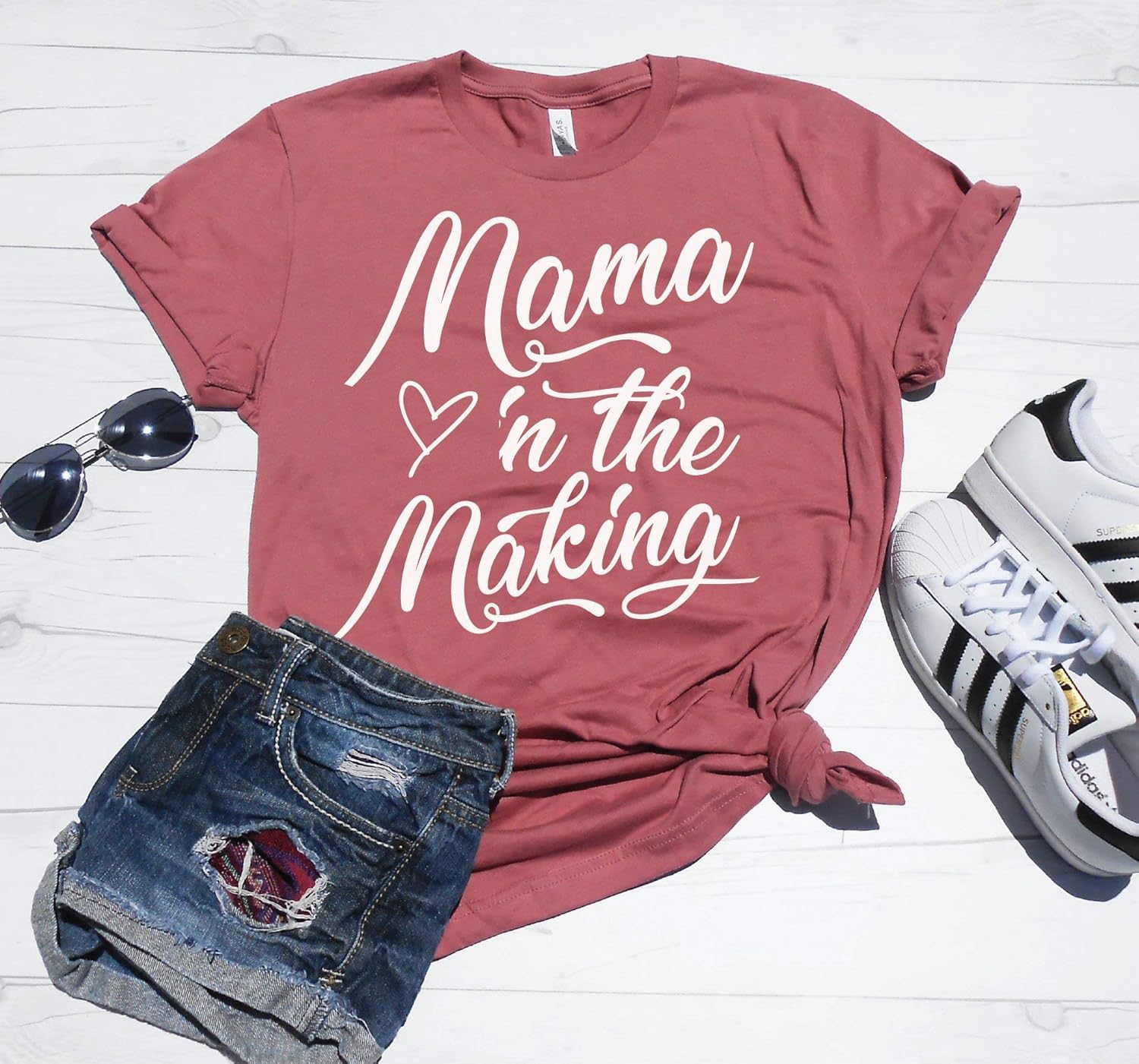 Amazon Com Mama In The Making Cute Pregnancy Announcement Shirt Pregnancy Reveal Shirts Im Pregnant Shirt Ivf Shirt Maternity Tee Preggers Tee Handmade