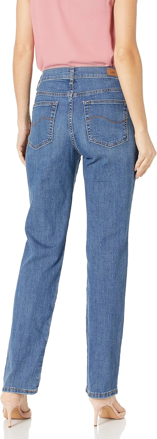 Lee Women's Relaxed Fit Straight-Leg Jean: Clothing