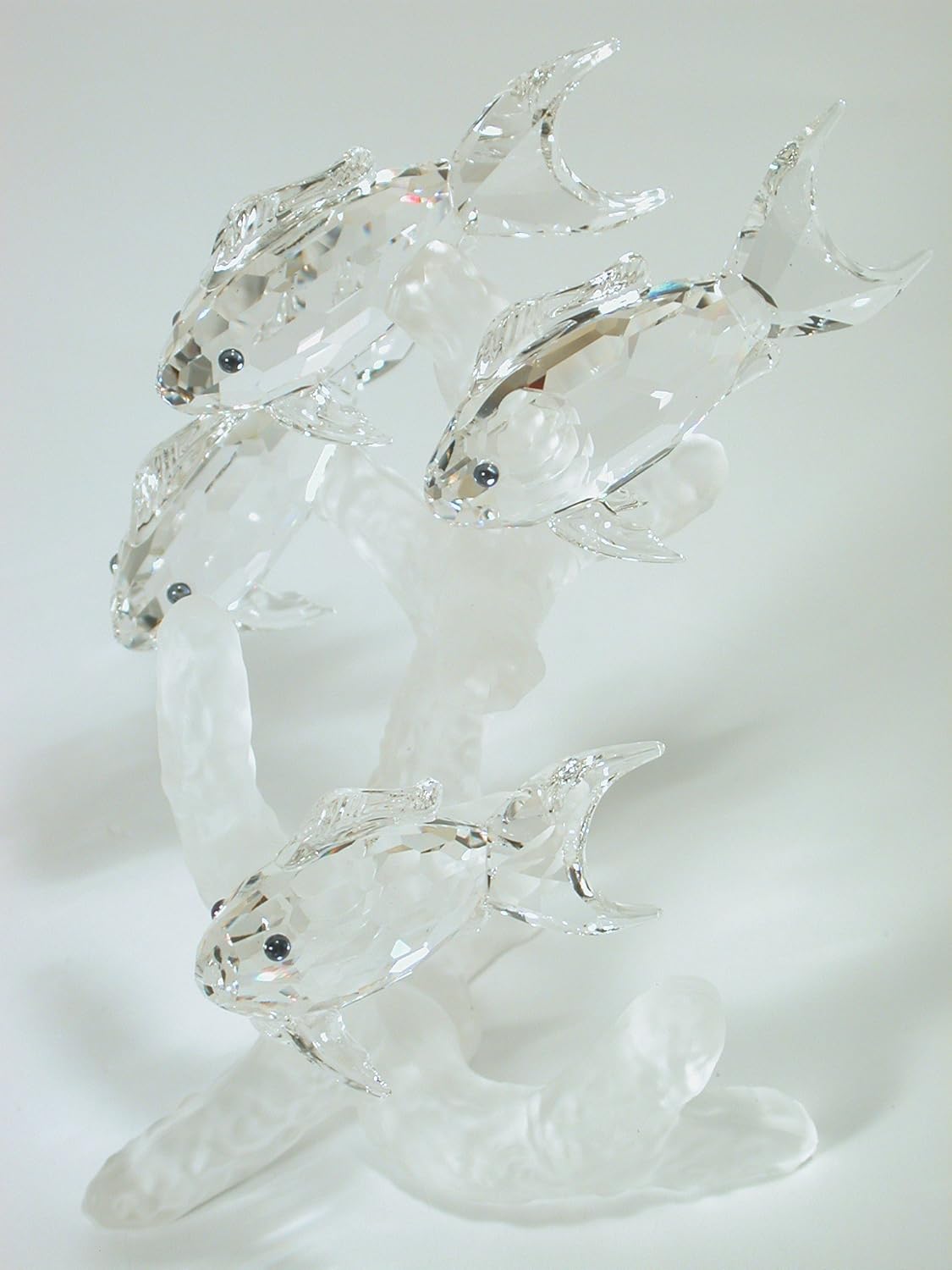 Amazon Com Swarovski Crystal Figurines 666365 School Of Fish Home Kitchen swarovski crystal figurines 666365 school of fish