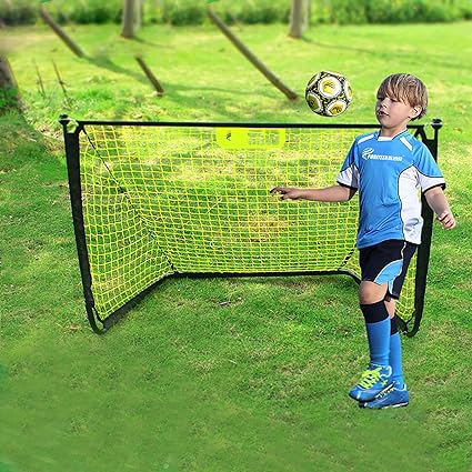 Amazon Co Jp 屋外の標準的なサッカーゴールポスト キッズボーイズのためのトレーニングネットサッカー 偉大なサッカーの目標 コートヤード公園の芝生ビーチ Black ホーム キッチン