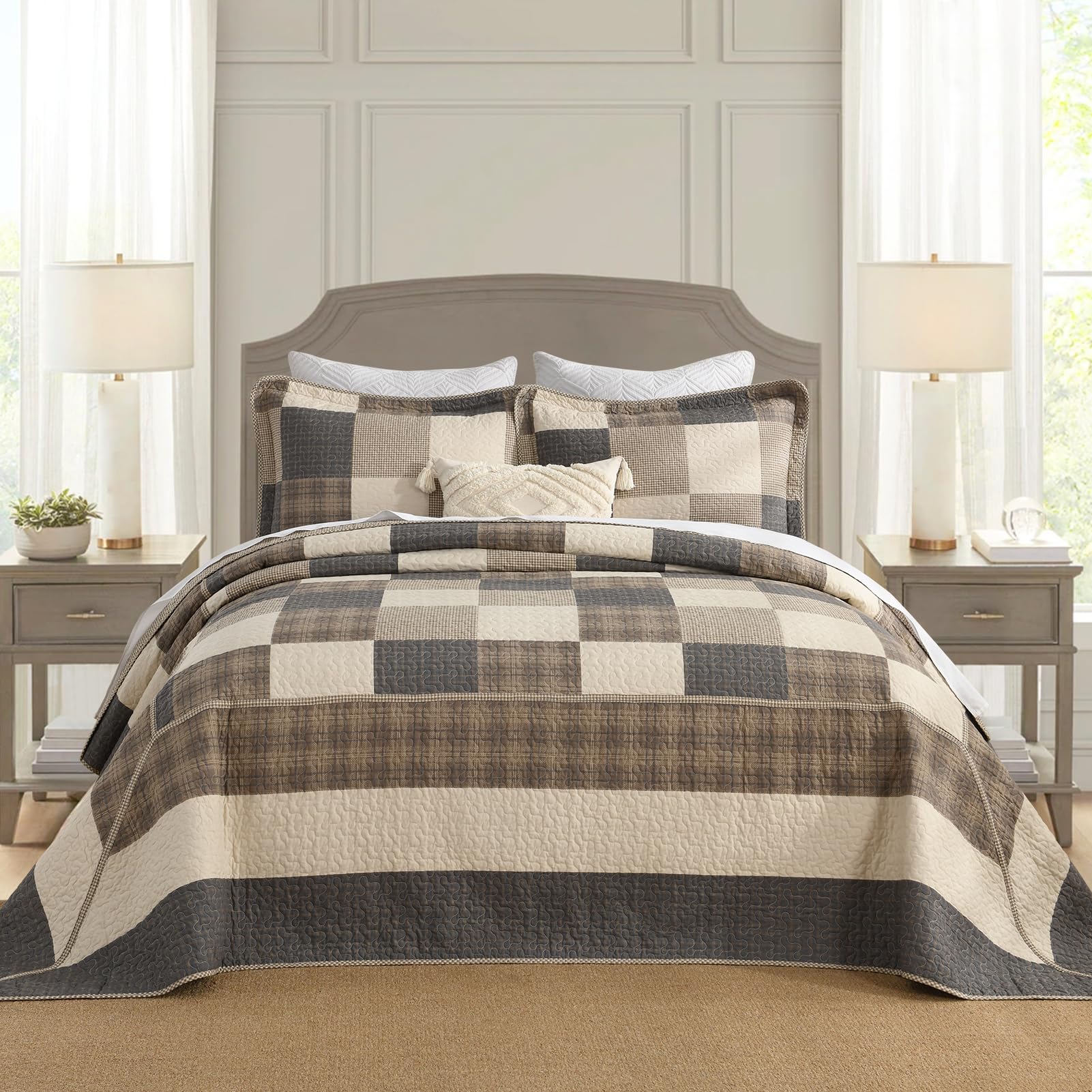Condition photo showing New/Like New for quiltmuse oversized king bedspread 128"x120" - 100% cotton lightweight california king quilt with 2
