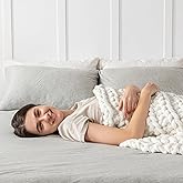 Maetoow Handmade 15 lb Soft Knitted Weighted Blanket, 48x 72 In Breathable Chunky Knit Gravity Blanket Throw, Home Decor for Sofa Couch bed, Cream