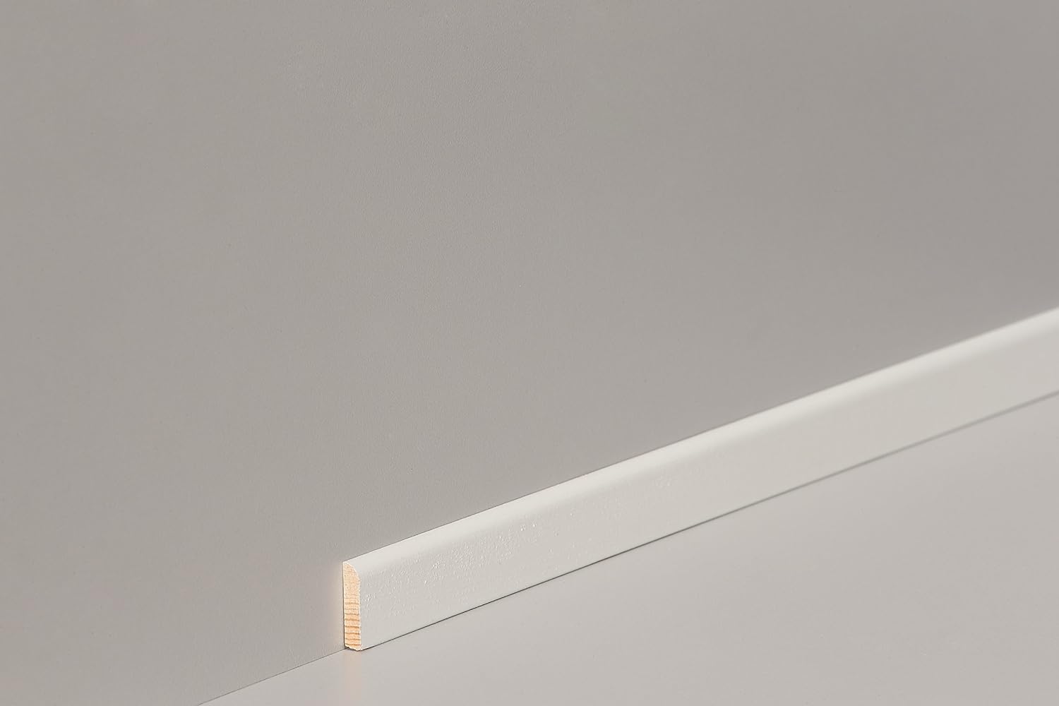 KGM Deckleiste weiss 10x58mm | Tapetenleisten weiß aus massiver Kiefer ...