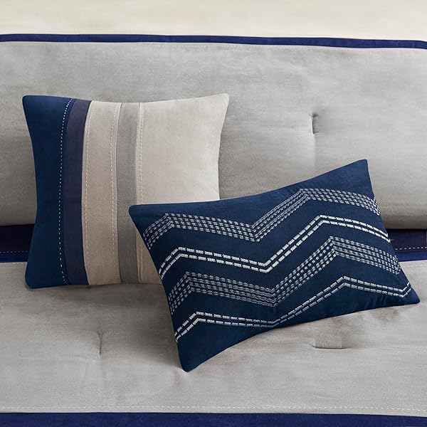 MADISON PARK PALISADES COMFORTER SET MODERN FAUX SUEDE PIECED STRIPE DESIGN, ALL SEASON DOWN ALTERNATIVE COZY BEDDING WITH MATCHING SHAMS, DECORATIVE PILLOWS, CAL KING(104″X92″), BLUE 7 PIECE