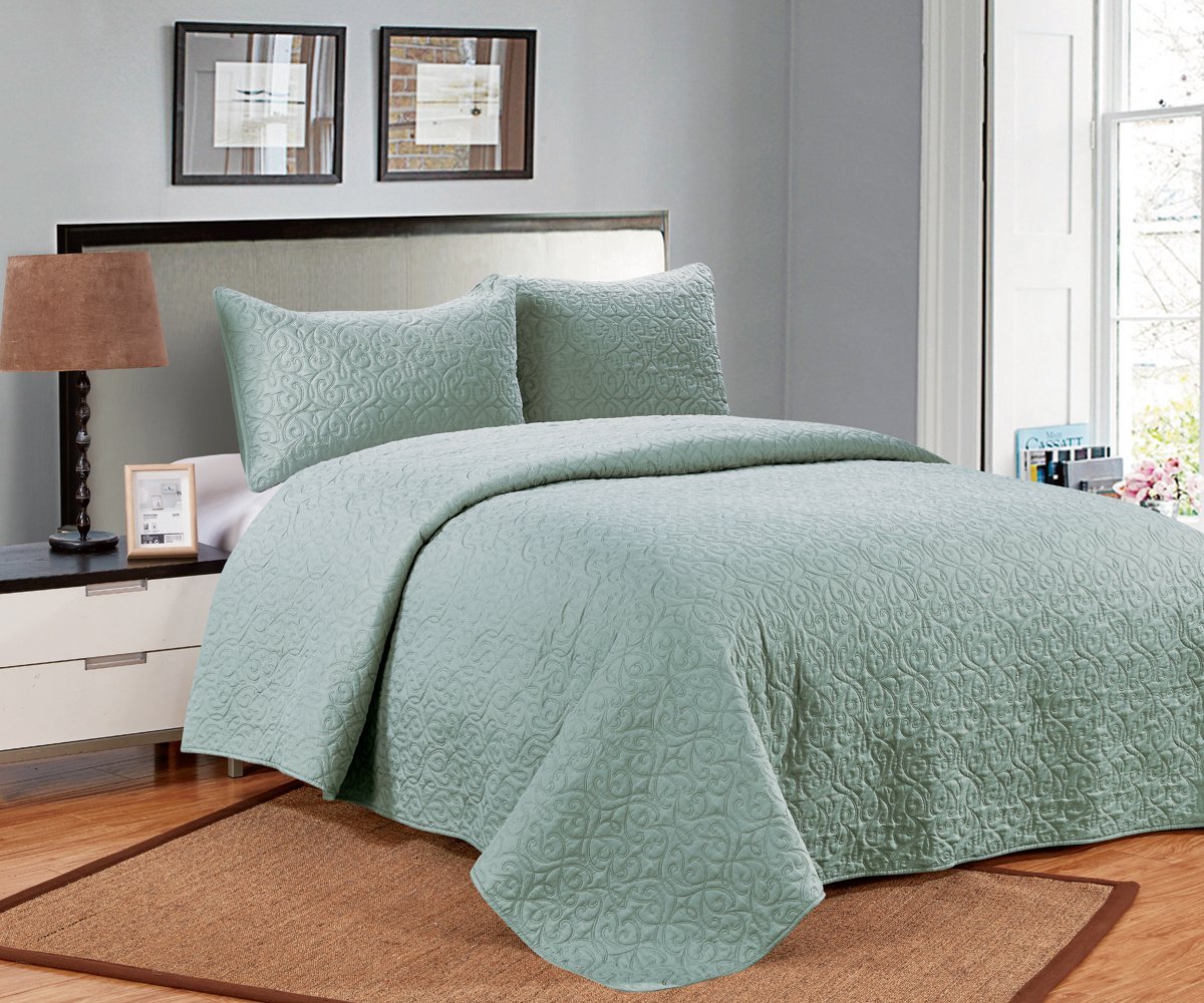 Queen Bedspreads and Quilts Ease Bedding with Style
