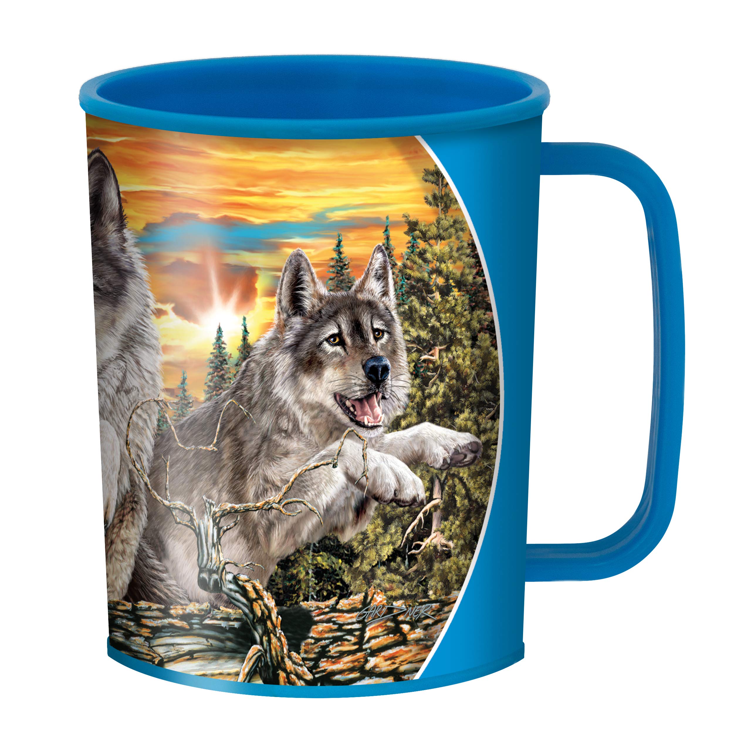 3D LiveLife Drinking Cup - Jumping Wolves from Deluxebase. 300ml Plastic Mug with Wolf Theme, Reusable Coffee Cup, Portable Animal Tumbler for Camping, Picnic, Travel & Everyday Use.