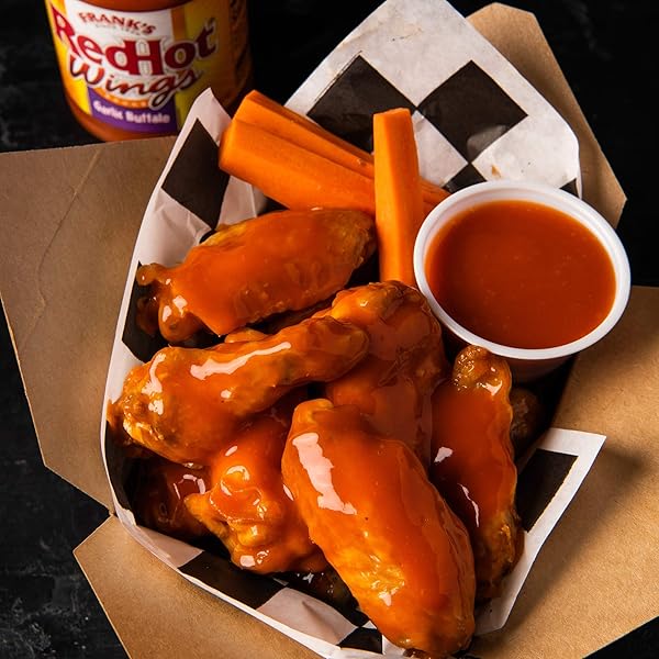 FRANK’S REDHOT GARLIC BUFFALO WINGS HOT SAUCE, 12 FL OZ