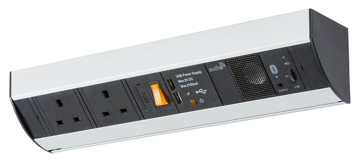 Knightsbridge Sk007 Under Cabinet 2g Power Station With Usb