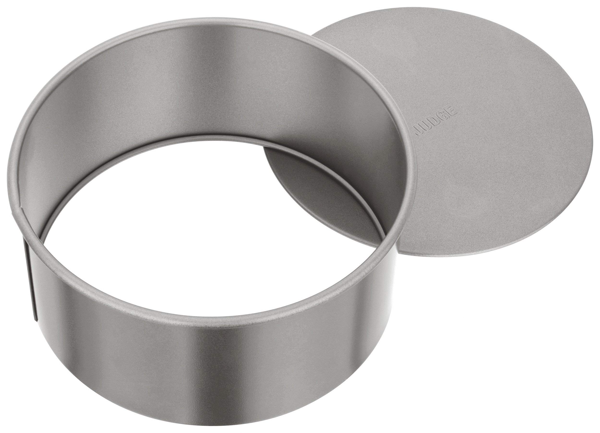Judge Non-Stick Round 7" Cake Tin with Loose Base, Dishwasher Safe, 19cm x 9cm — image 1