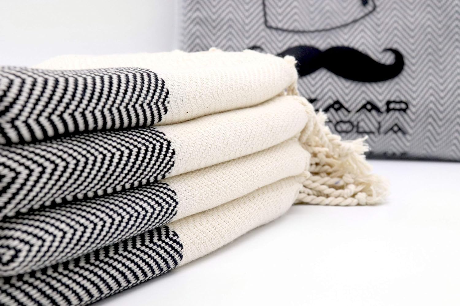 Turkish Hand Towel Set of 4 Herringbone Peshtemal Towel 100% Cotton 45x20" Light Weight Thin Quick Dry Hand Bath Hair Gym Face Tea Kitchen Dishcloth Set Decorative Bathroom Towel (Black): Home & Kitchen