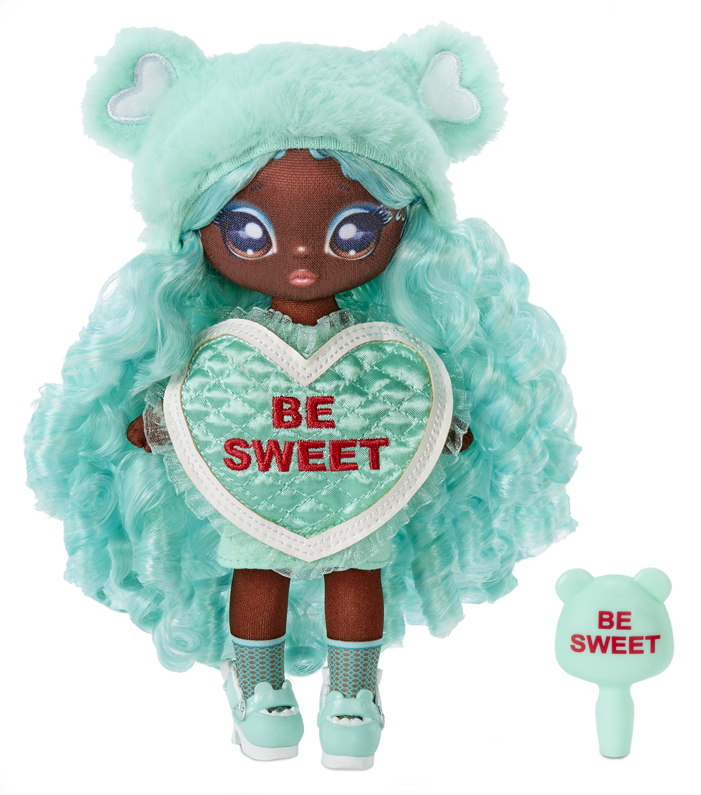 Na Na Na Surprise Sweetest Heart Series - CYNTHIA SWEETS - Mint Outfit Model Doll with Green Hair, 1 Heart Shaped Dress & 1 Brush - Collectible, Age 5+