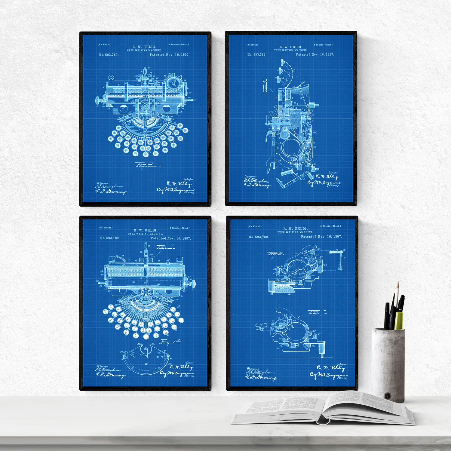Nacnic BLUE - Pack of 4 sheets with PATENTS Typewriters. Set posters with inventions and old patents. Choose the color you like. Printed on 250 grams