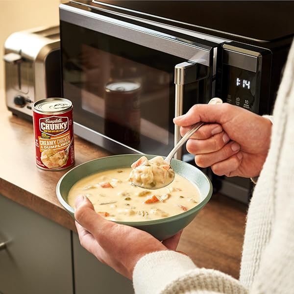CAMPBELL’S CHUNKY SOUP, CREAMY CHICKEN AND DUMPLINGS SOUP, 18.8 OZ CAN
