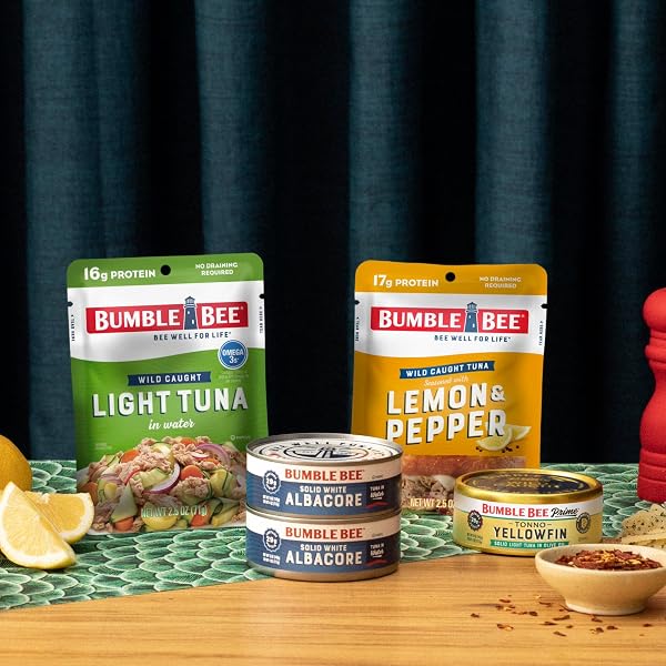 BUMBLE BEE CHUNK LIGHT TUNA IN WATER, 2.5 OZ POUCHES (PACK OF 3) – READY TO EAT WILD CAUGHT SKIPJACK TUNA PACKET – 16G PROTEIN PER SERVING – MSC SUSTAINABLE SEAFOOD, NON-GMO, GLUTEN FREE, KOSHER