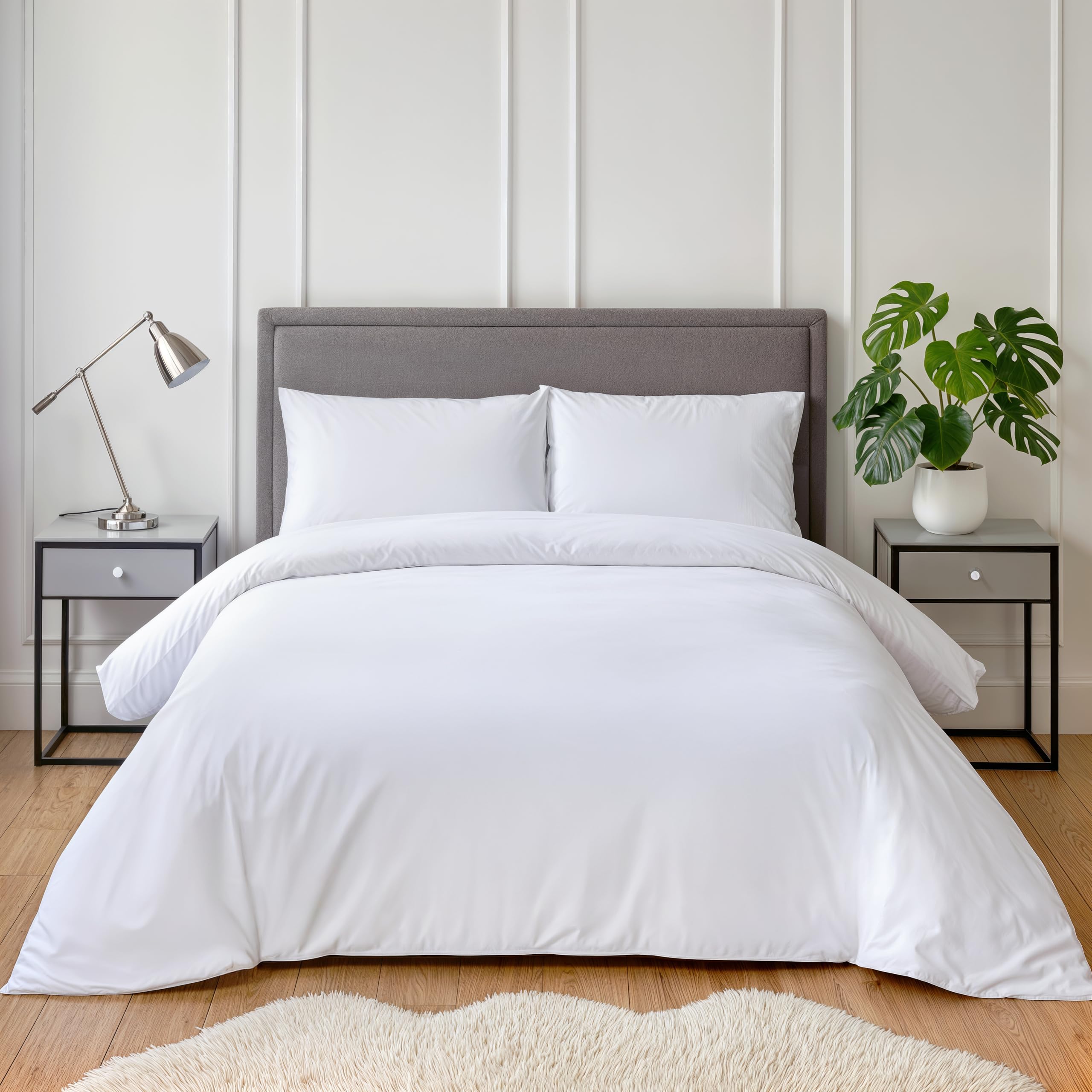 Emma Barclay Lyla Reversible Duvet Set in White - Double