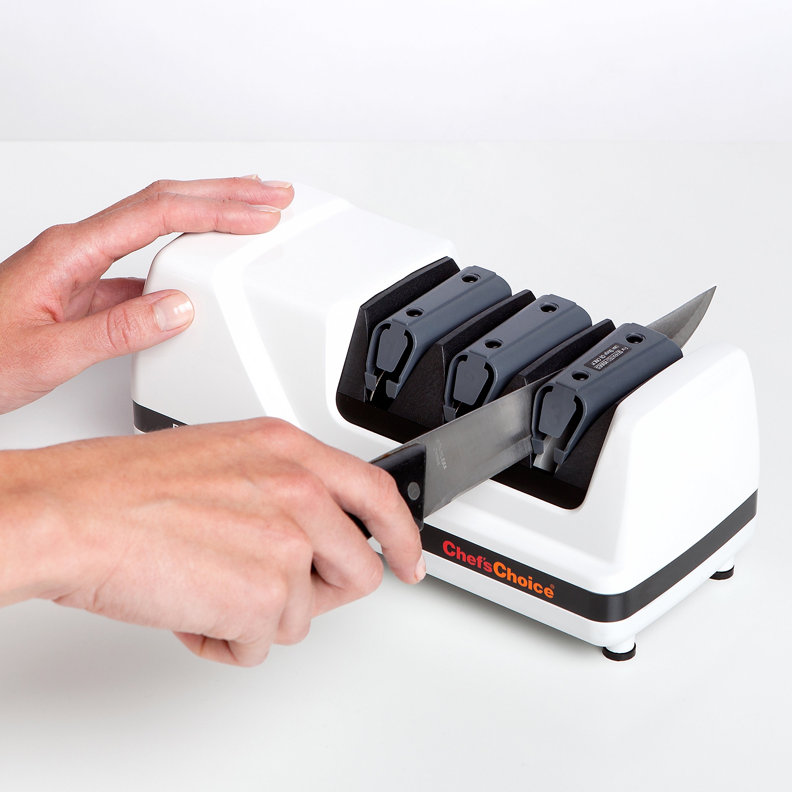 Chef’sChoice 120 Diamond Hone Pro EdgeSelect Electric Knife Sharpener