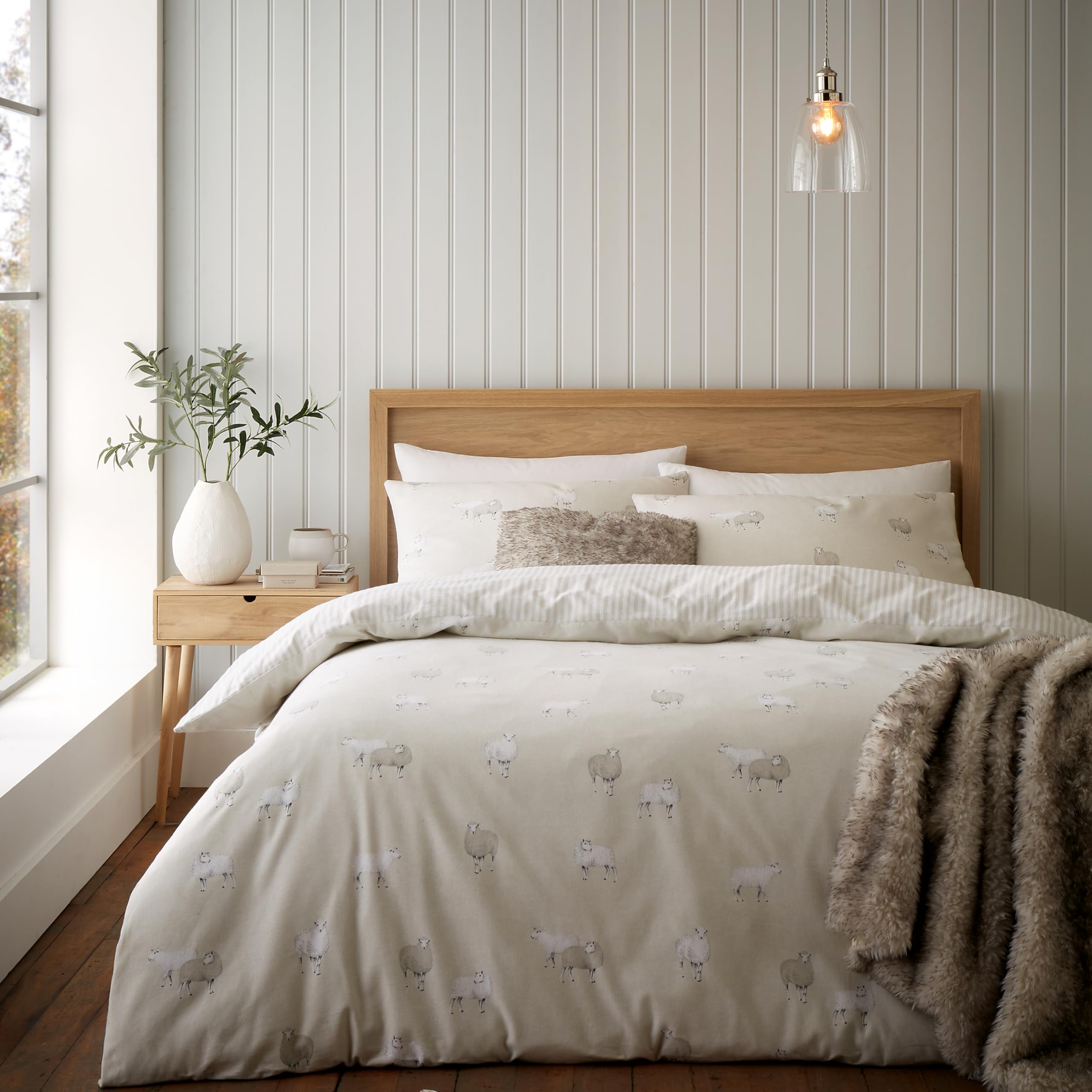 Catherine Lansfield Brushed Cotton Sheep King Duvet Set Natural