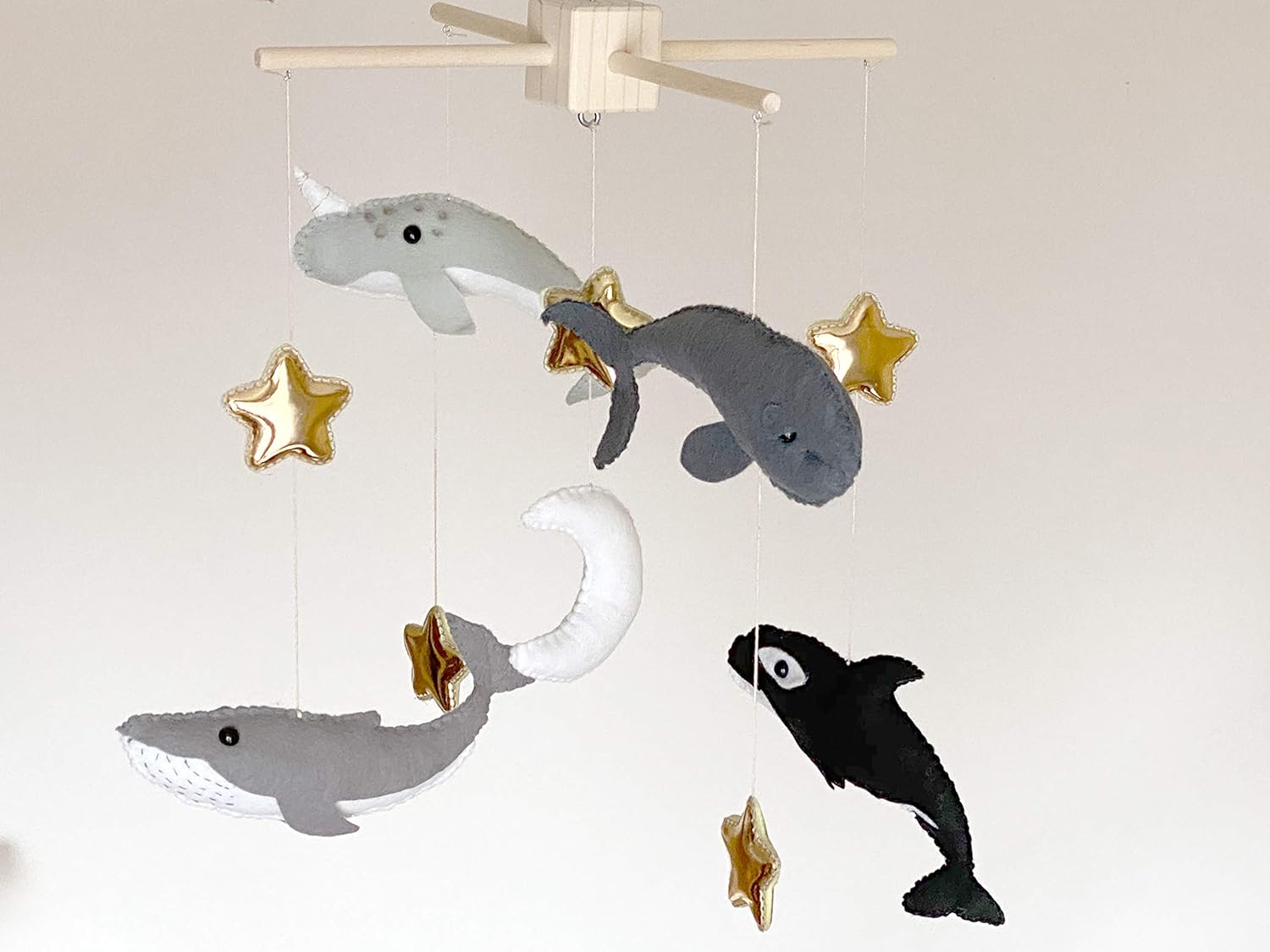 monochrome baby mobile