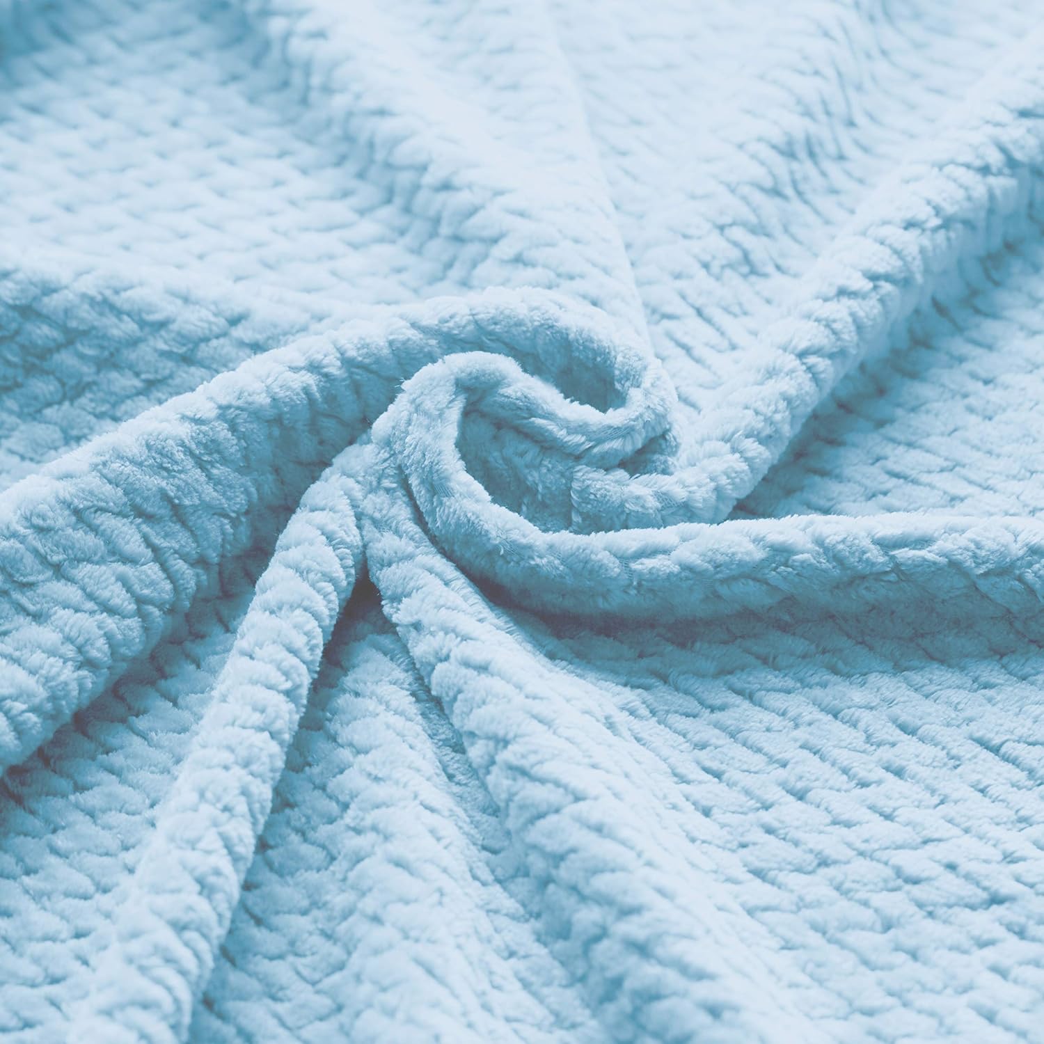 Kingole Flannel Fleece Luxury Throw Blanket, Jacquard Weave Pattern Cozy Couch/Bed Super Soft and Warm Plush Microfiber 350GSM (Light Blue, King(108"x90")): Kitchen & Dining