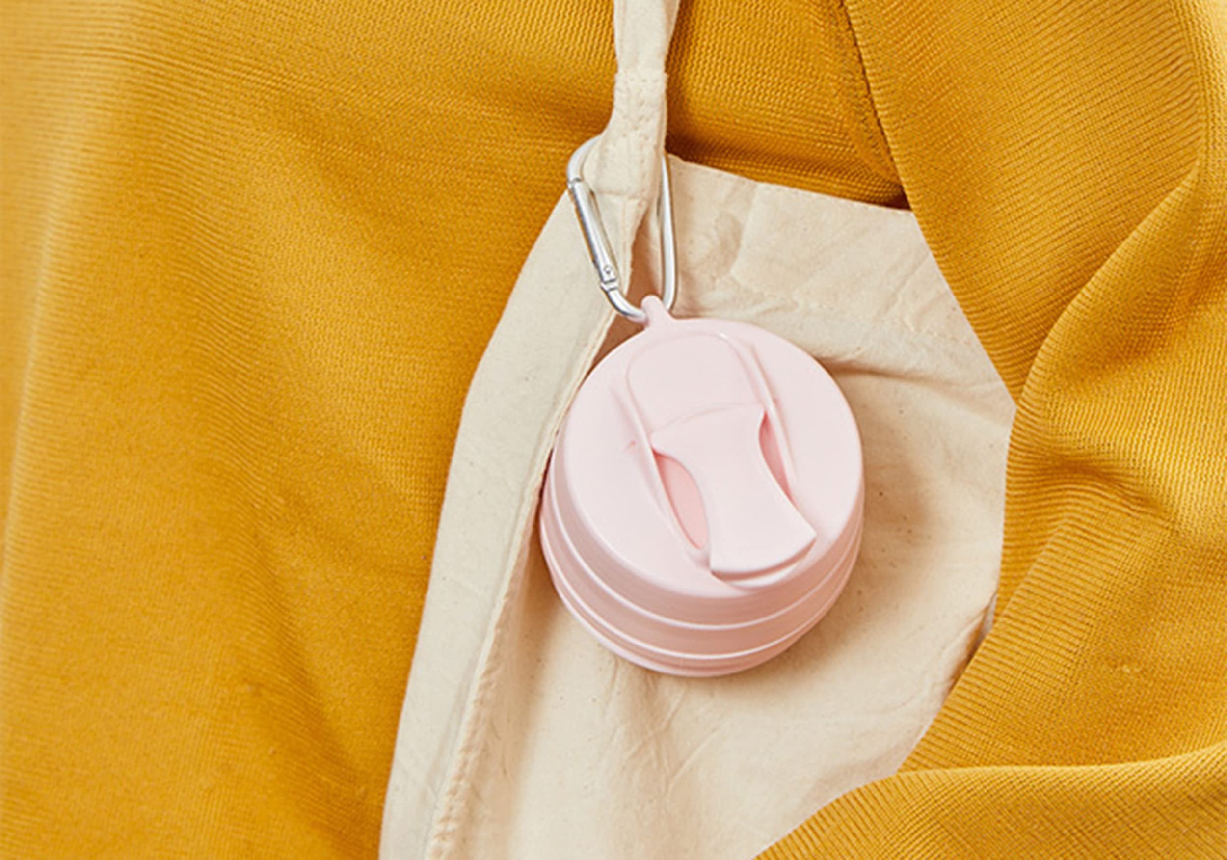 【ムーミンバレーパーク ムック本 付録】持ち運べる折りたたみシリコンタンブラー リトルミイ かわいい