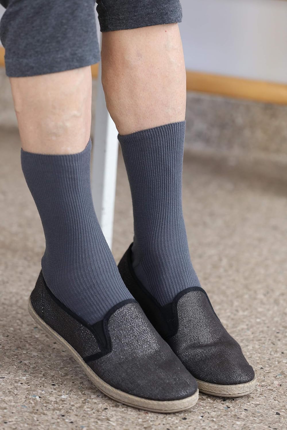 8 pairs of DIABETIC Non-Elastic Cotton Socks for SWOLLEN FEET for Mens & Womens: Clothing