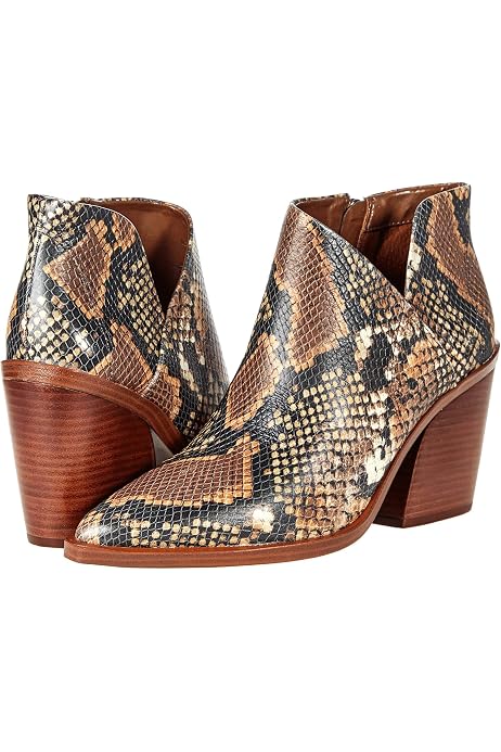 Vince Camuto Women Vemmey Leather Metal 