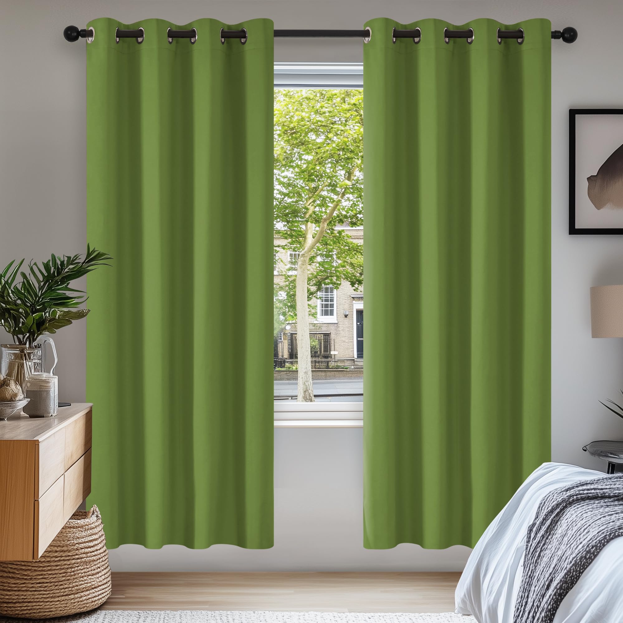 Deconovo Vorhang Blickdicht Ösen Vorhang Kinderzimmer Thermogardine Kälteschutz Ösen, 180x140cm(HöhexBreite), Apfelgrün, 2er Set — image 1