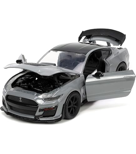 Maisto 1:18 2015 Ford Mustang GT 5.0 Alloy Sports Car Model Maisto 1:18 2015 Ford Mustang GT 5.0 Alloy Sports Car Model