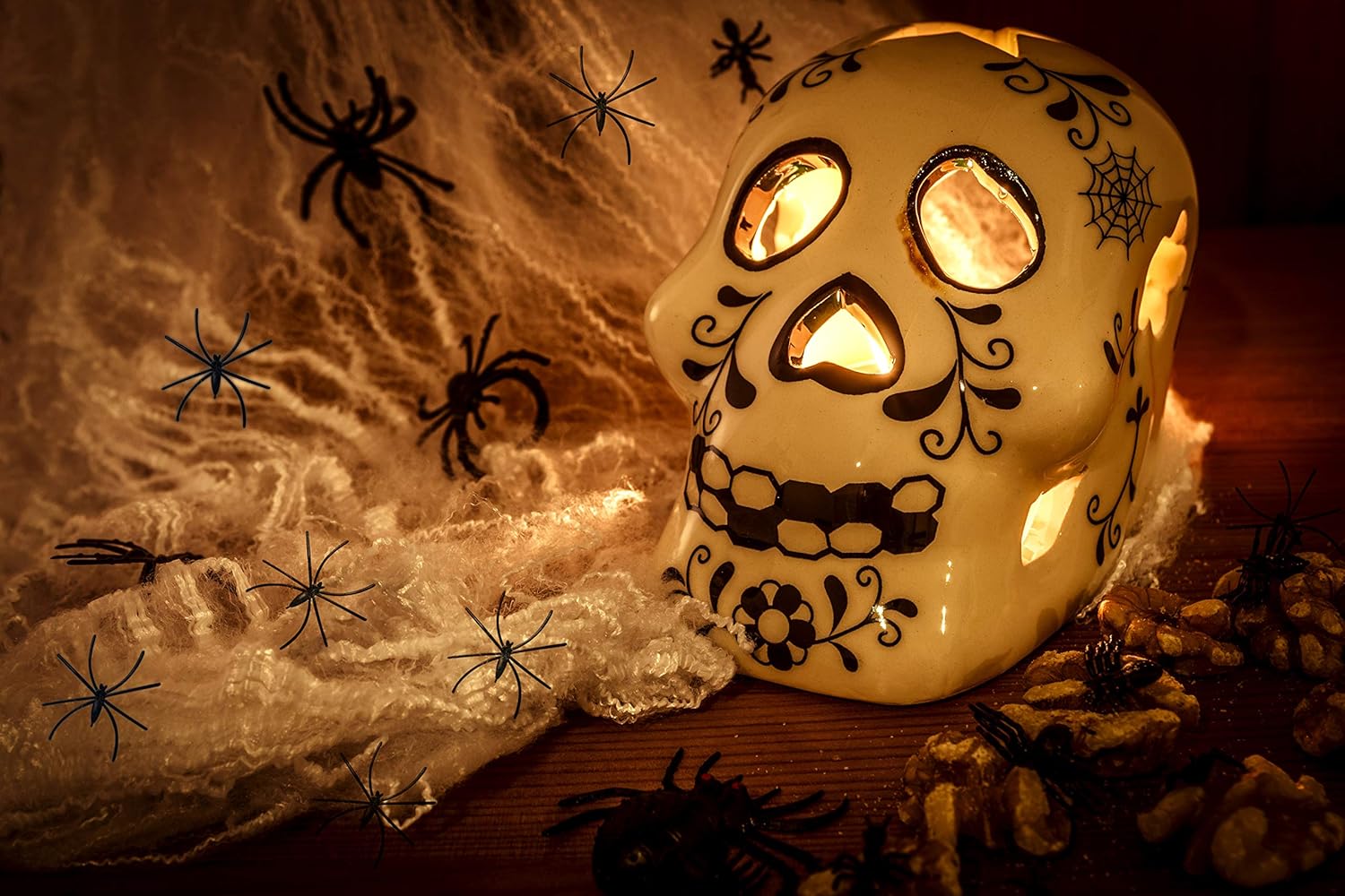 Outdoor Decor 130sqft Stretch Cobwebs 59 Giant Spider Halloween Outdoor Scary Decorations Yard Home Outside Parties House Decor Dooyomi Halloween Decorations Outdoor 200 Spider Web 20 Small Plastic Spiders Garden Sculptures Statues